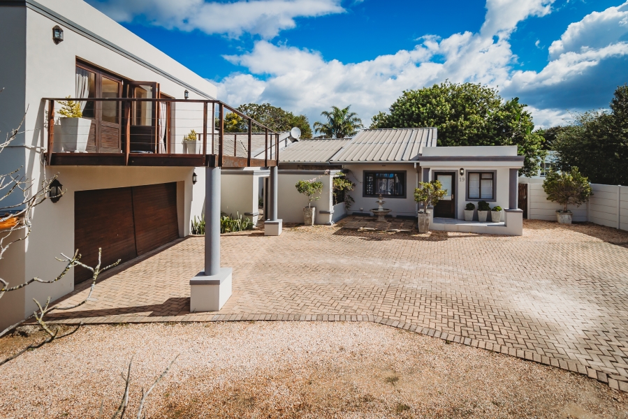 4 Bedroom Property for Sale in Heatherlands Western Cape
